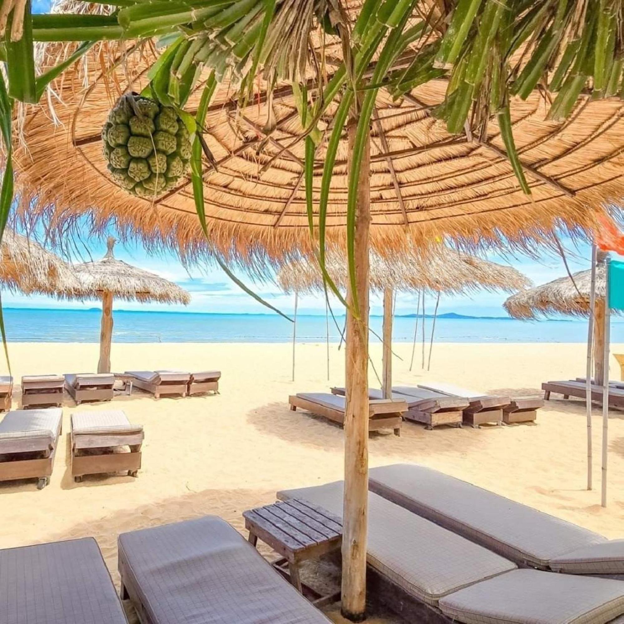 Botany Beach Resort Pattaya Na Chom Thian Exteriör bild
